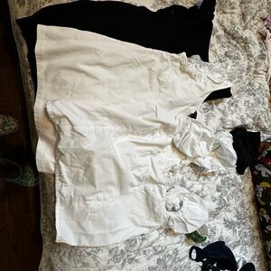 Lot of 3 tank top! Two white, one black